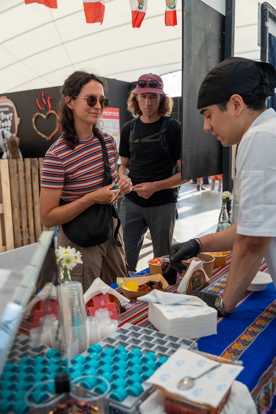 Brisas Peruanas — clienti in fila