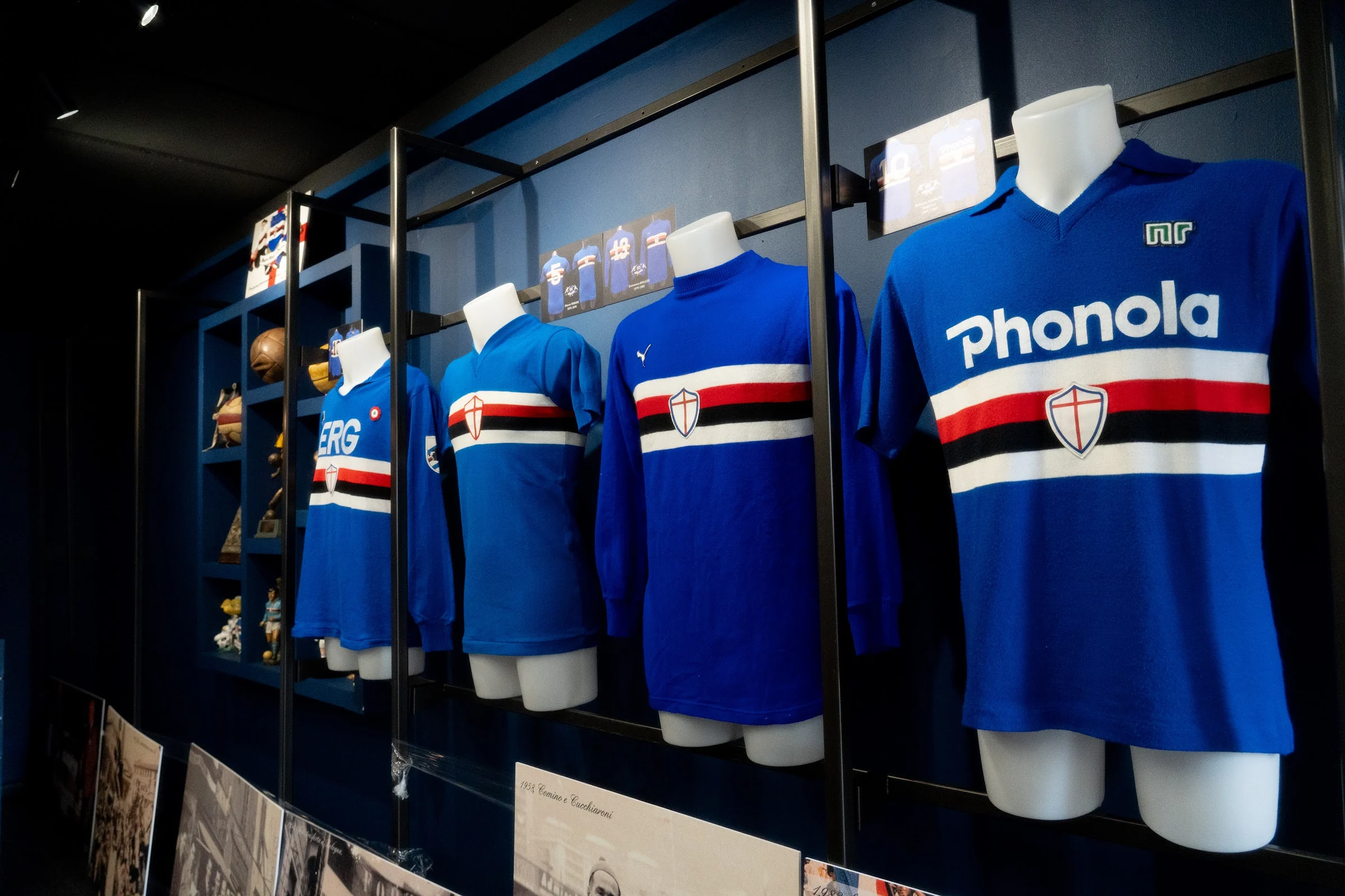 Museo Samp Doria — le maglie storiche