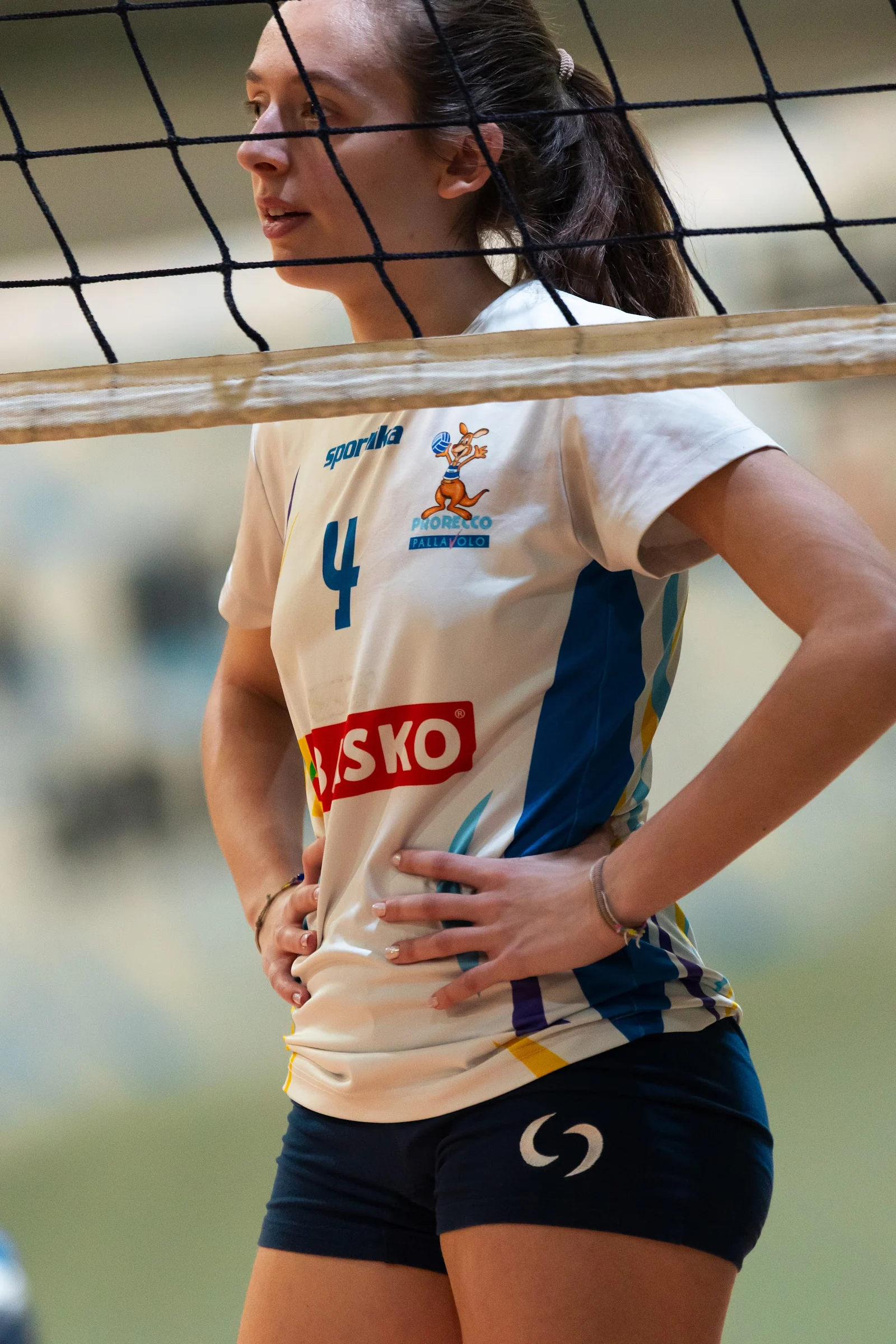 Pro Recco Pallavolo — ritratto a rete della numero 4