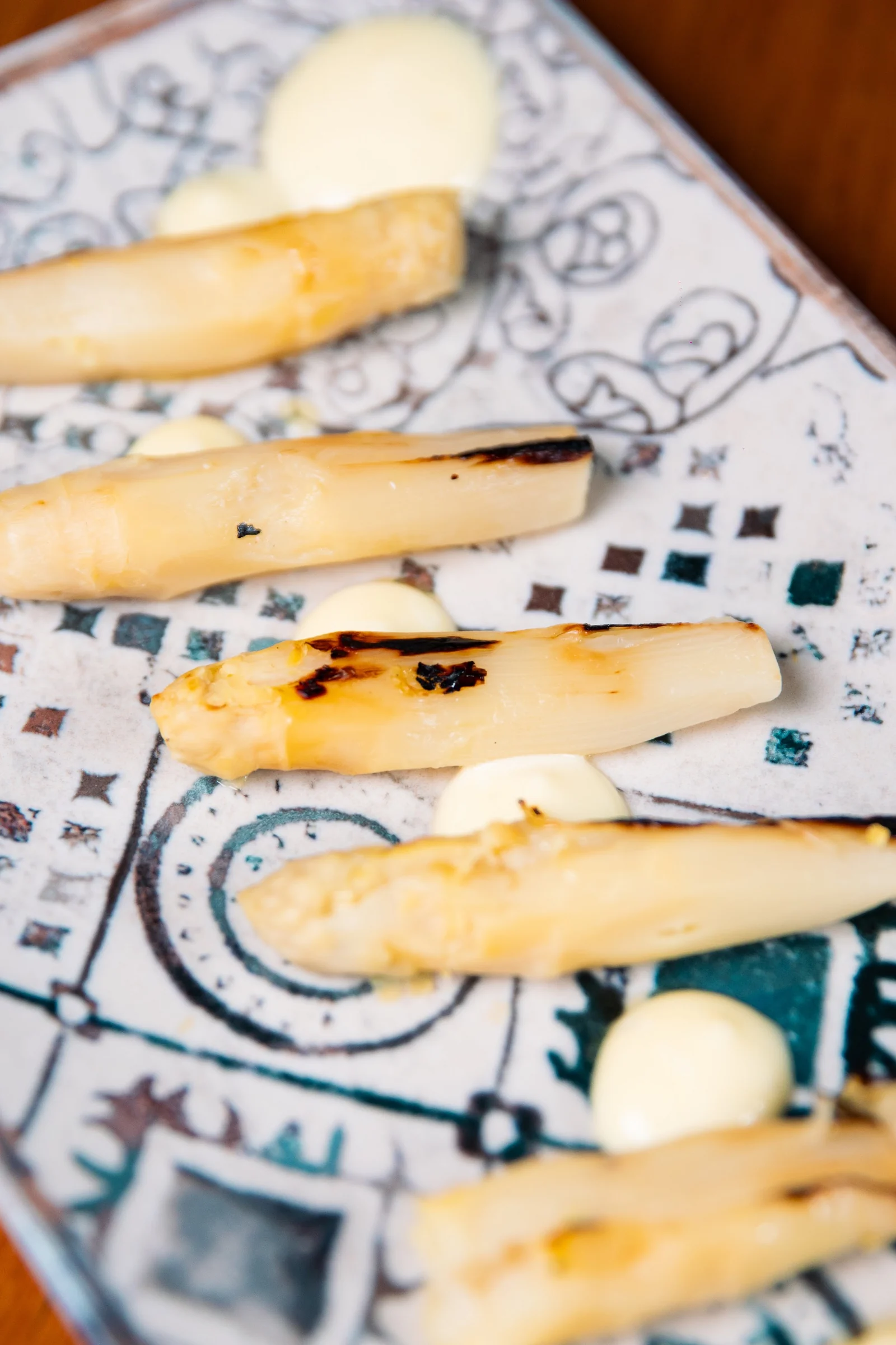 Tabarca Iberica — asparagi bianchi grigliati