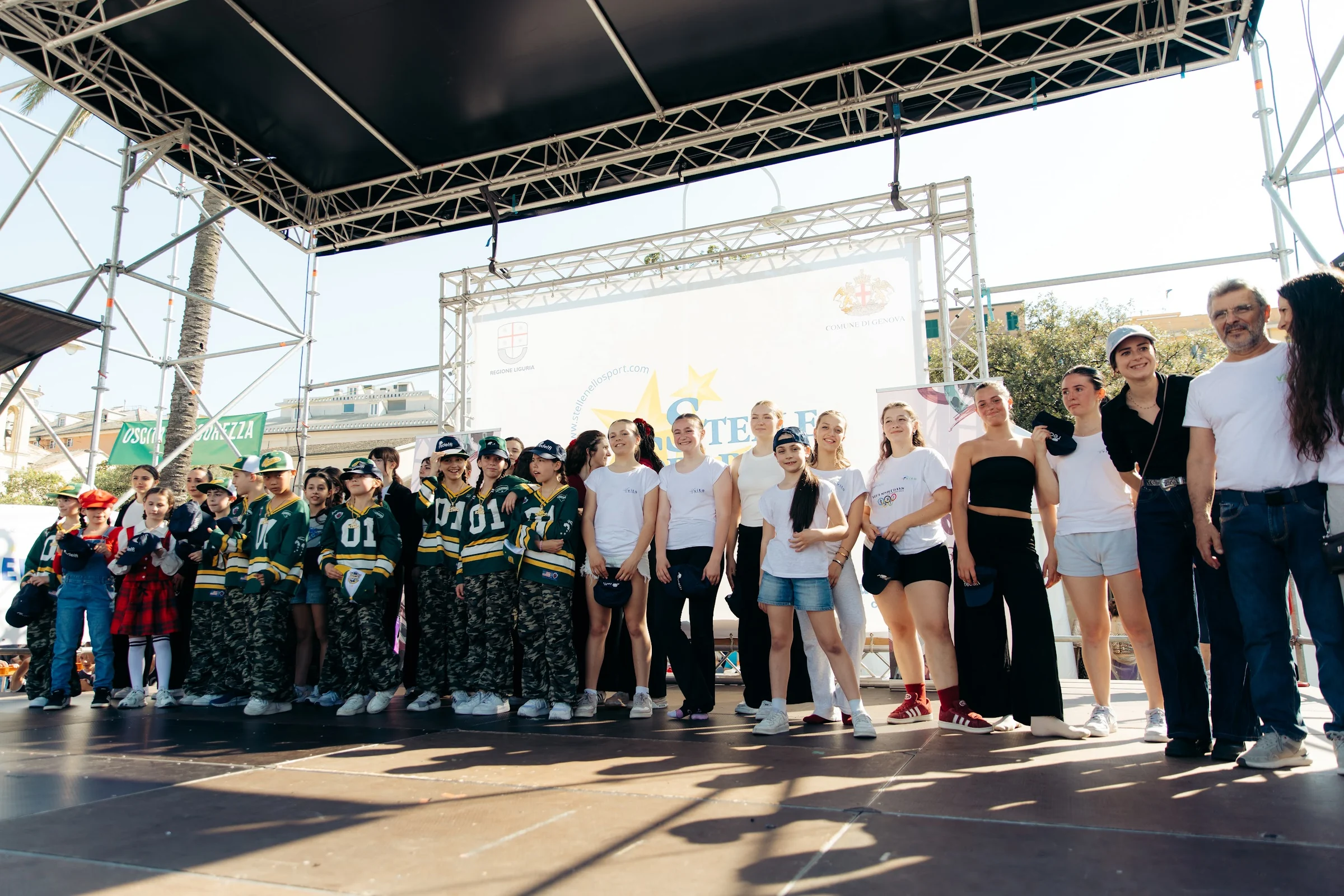 Vita Centro Polisportivo — il saluto finale di tutti i gruppi